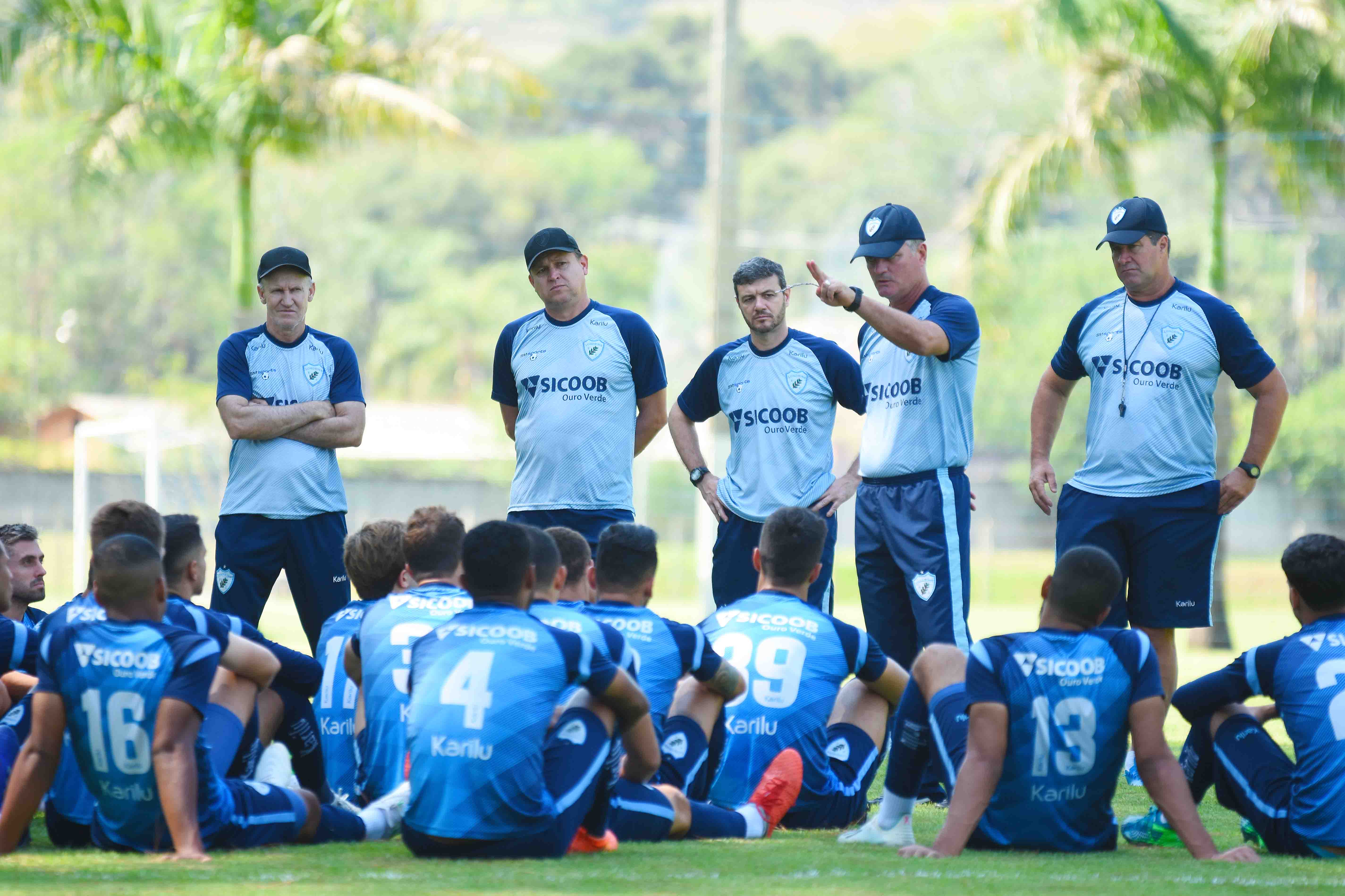 Alviceleste teve duas sessões de treinos preparatórios para a partida contra o Paraná Clube 
